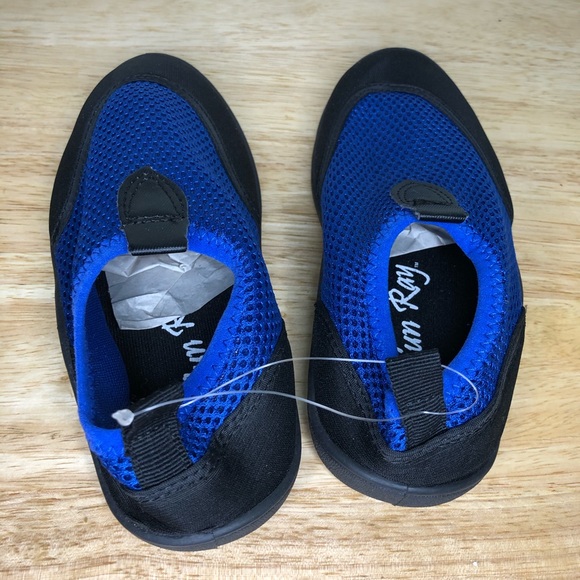 Sun Ray Size 13 Water Shoe - Picture 2 of 9